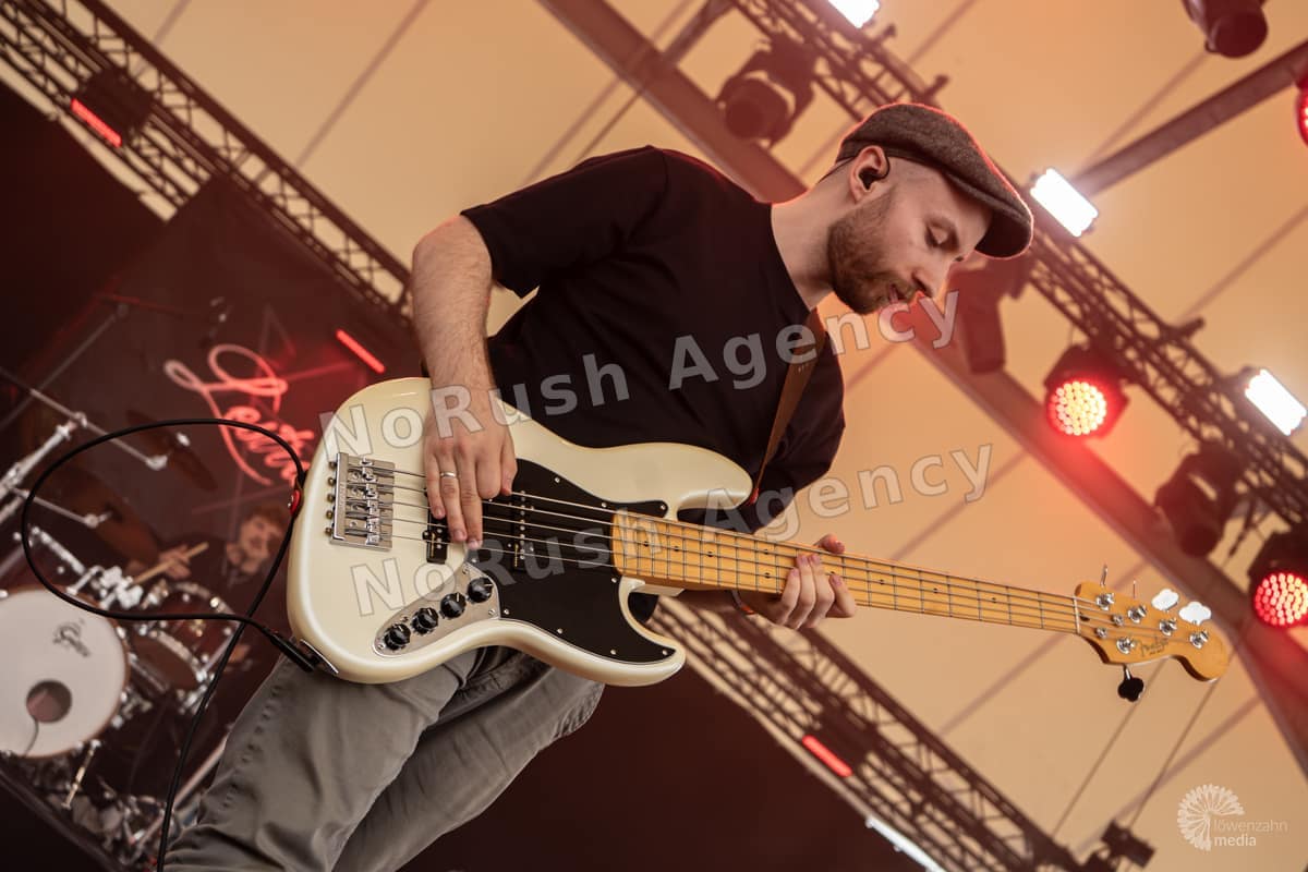 Lestrange live in Gelsenkirchen, Foto 2 von Jan Haller