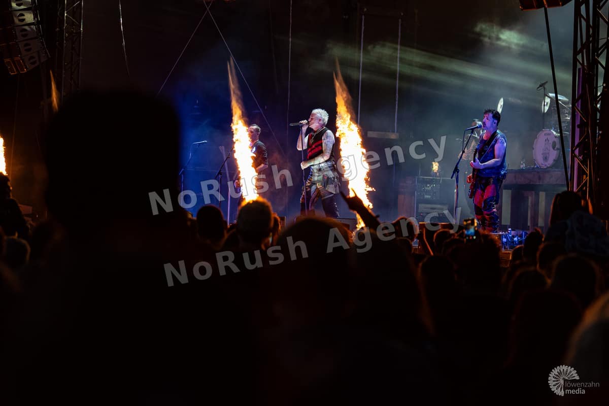 In Extremo live in Mechernich - Satzvey, Foto 46 von Jan Haller