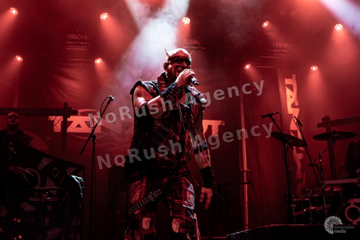 Tanzwut live in Merseburg, Foto 4 von Jan Haller
