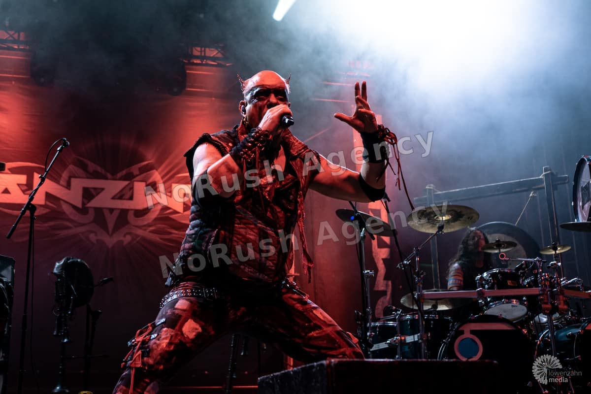 Tanzwut live in Merseburg, Foto 5 von Jan Haller