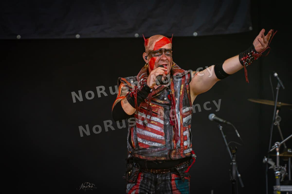 Tanzwut live in St.Goarshausen, Foto 11 von Stephan Sieger