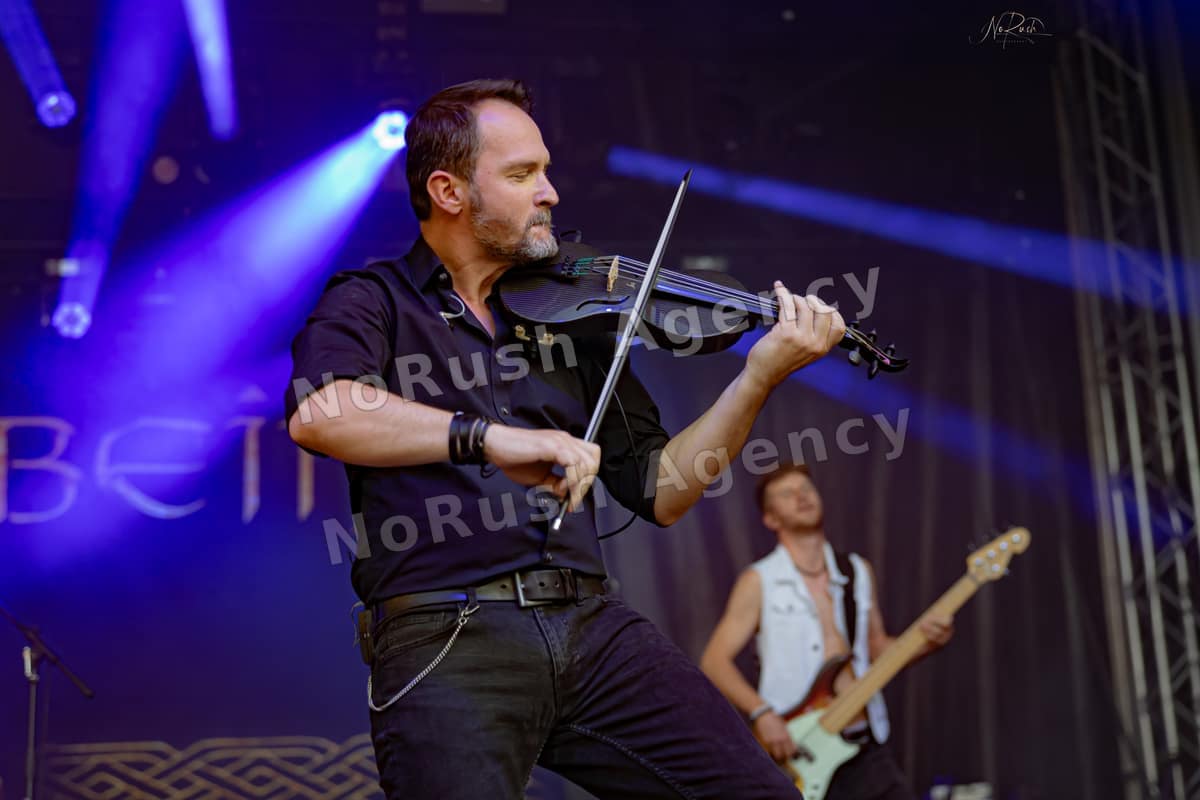 Rauhbein live in Merseburg, Foto 8 von Stephan Sieger