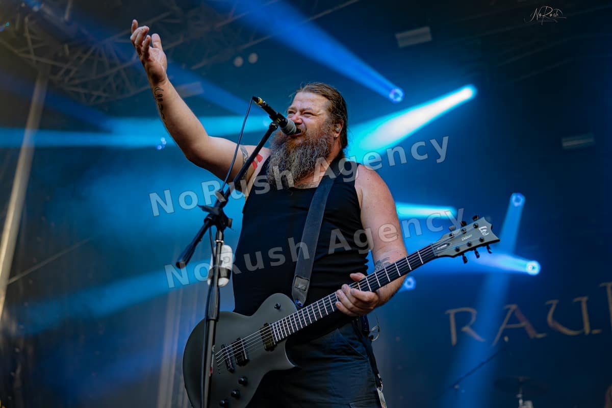 Rauhbein live in Merseburg, Foto 30 von Stephan Sieger