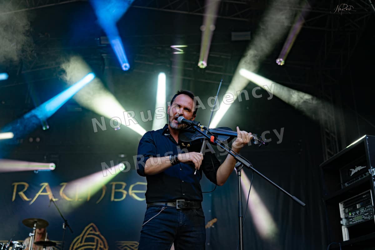 Rauhbein live in Merseburg, Foto 36 von Stephan Sieger