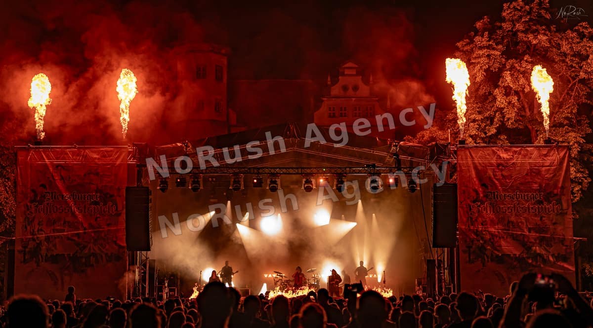 Schandmaul live in Merseburg, Foto 44 von Stephan Sieger