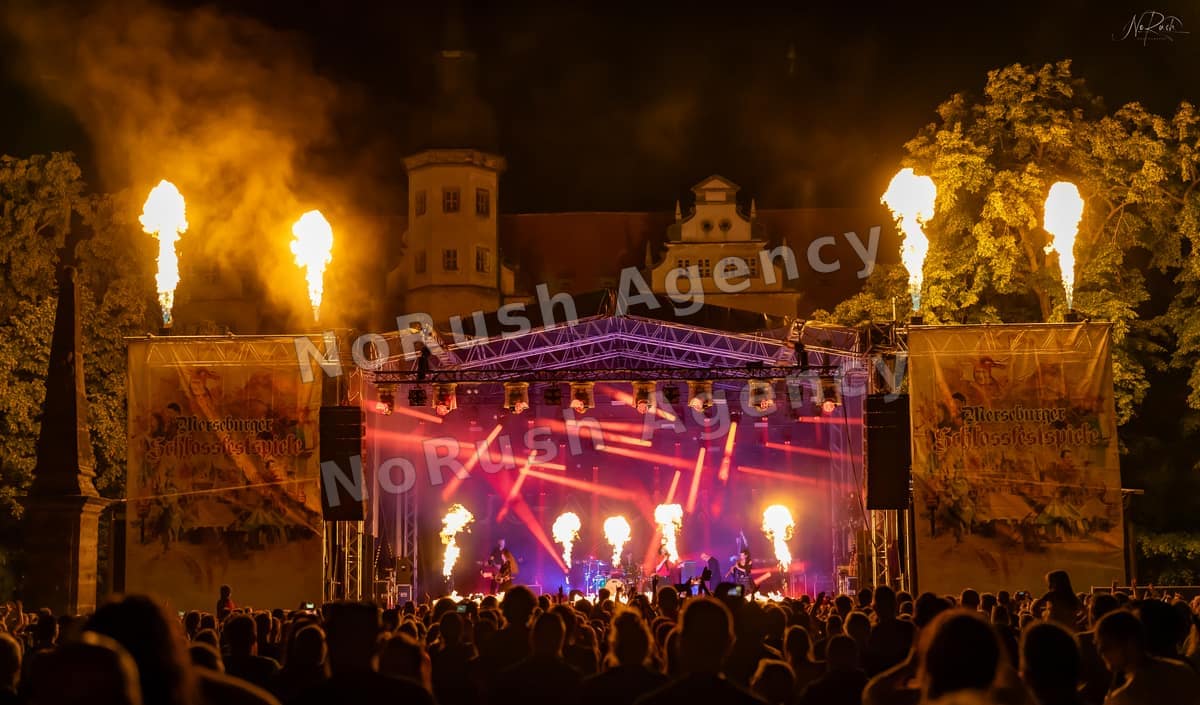 Schandmaul live in Merseburg, Foto 45 von Stephan Sieger