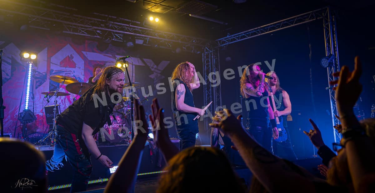 Dynazty live in Leipzig, Foto 53 von Stephan Sieger