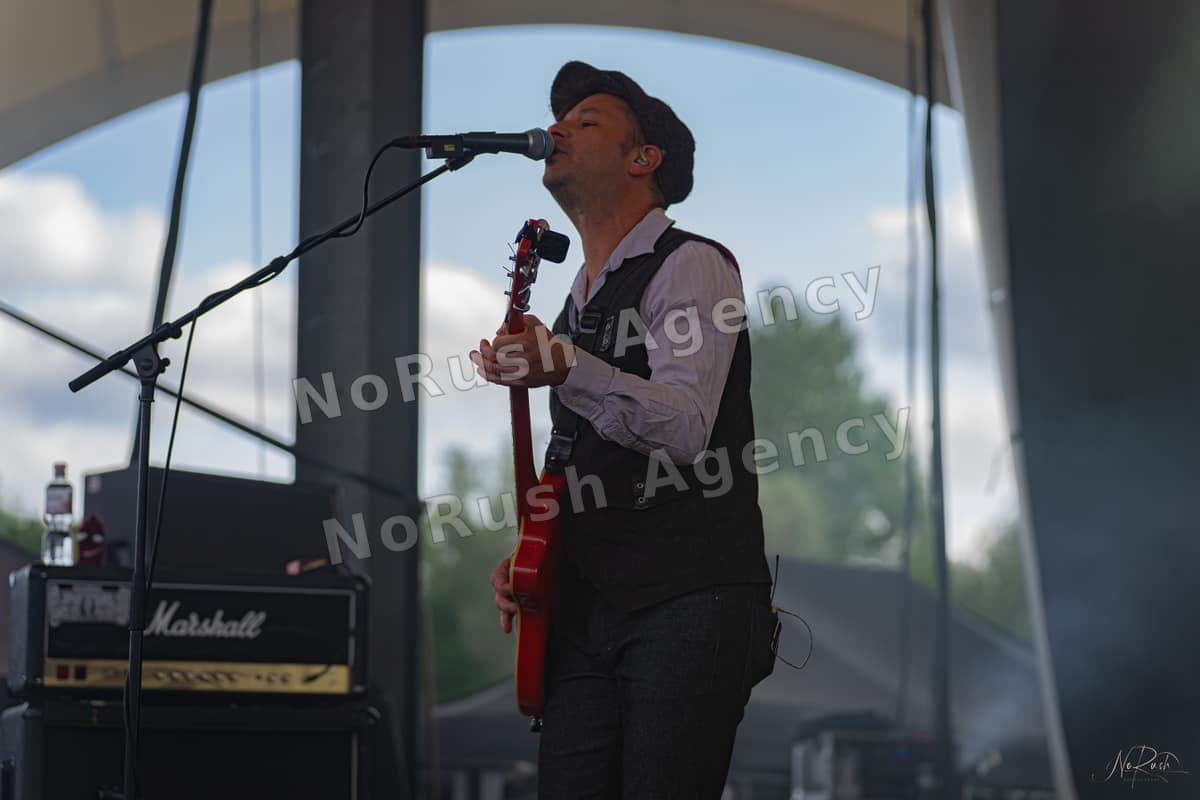 Rauhbein live in Gelsenkirchen, Foto 16 von Stephan Sieger