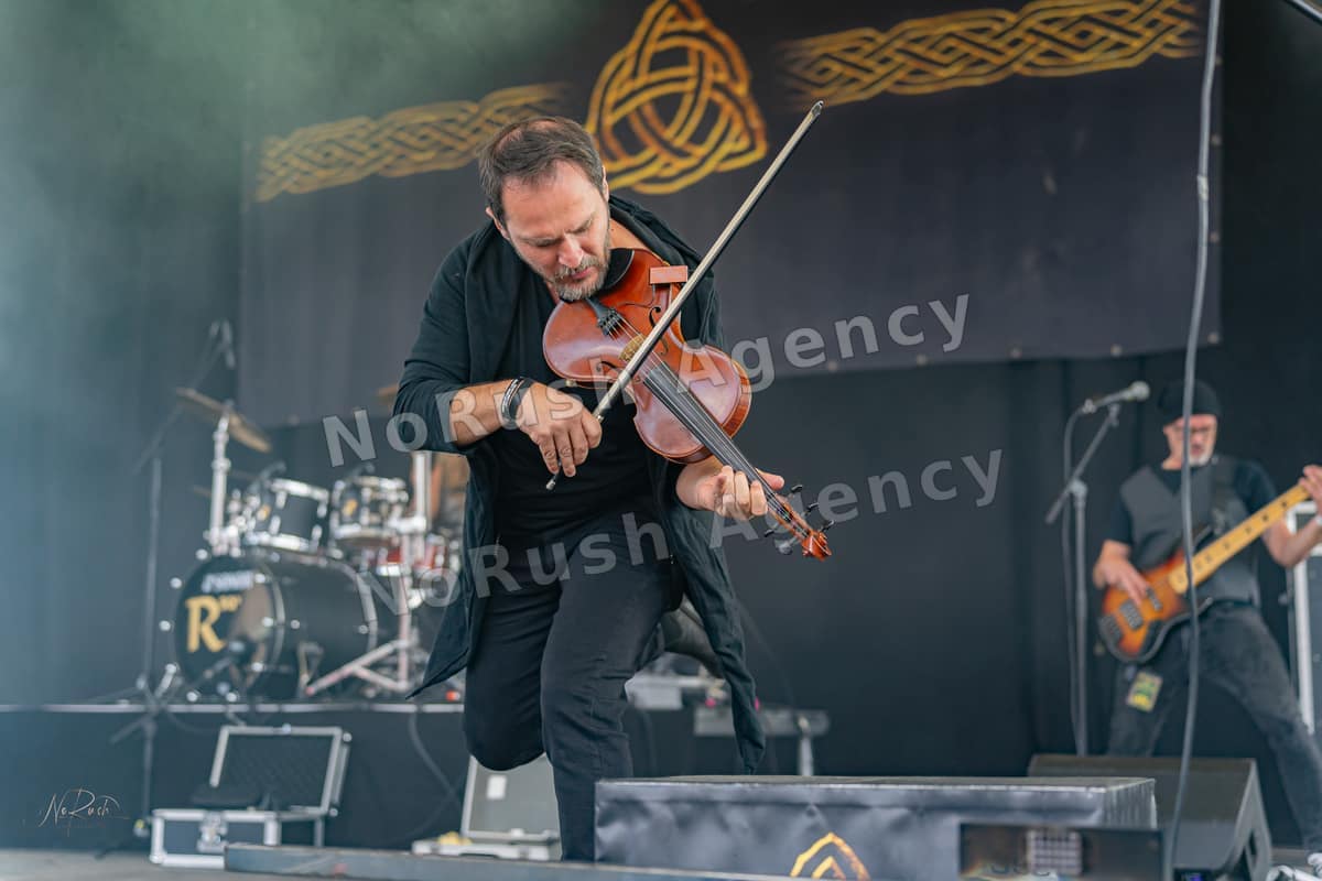 Rauhbein live in Gelsenkirchen, Foto 19 von Stephan Sieger