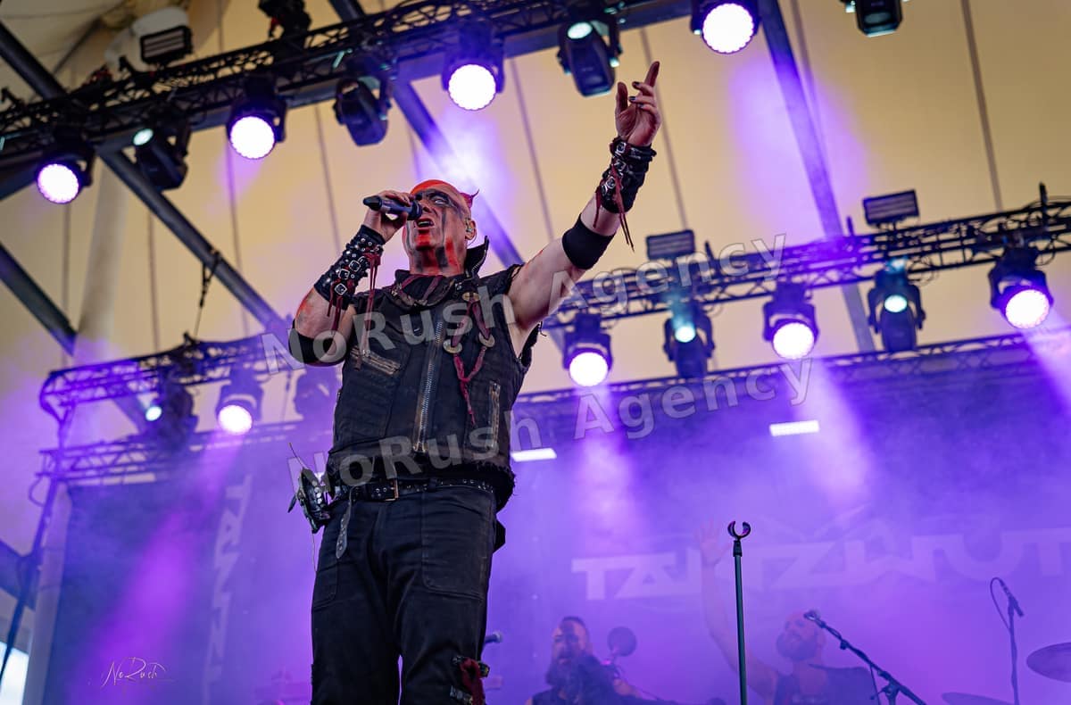 Tanzwut live in Gelsenkirchen, Foto 20 von Stephan Sieger