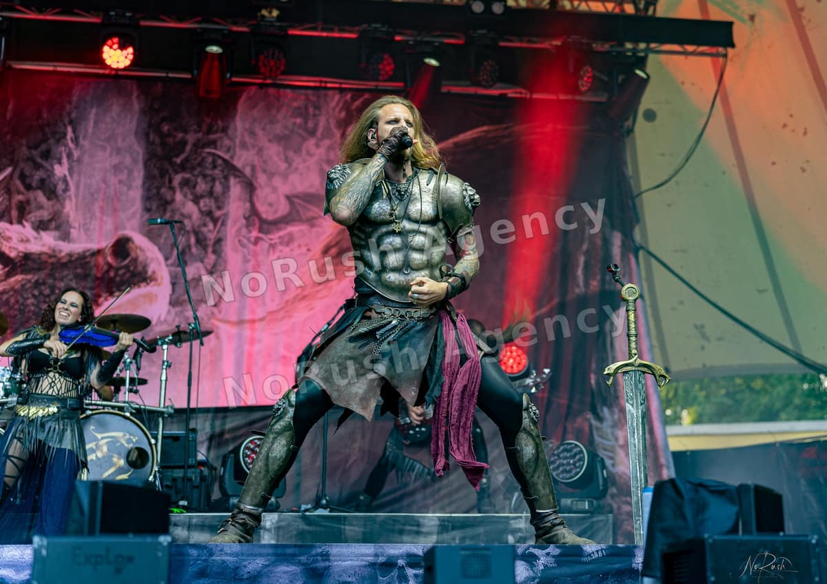 Feuerschwanz live in Halle, Foto 12 von Stephan Sieger