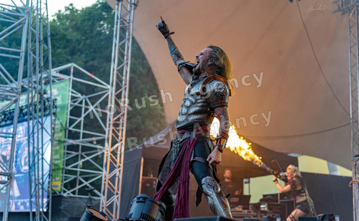 Feuerschwanz live in Halle, Foto 55 von Stephan Sieger