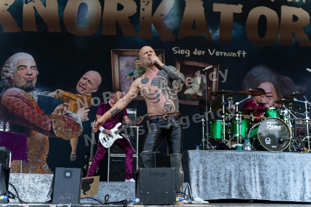 Knorkator live in Halle, Foto 32 von Stephan Sieger