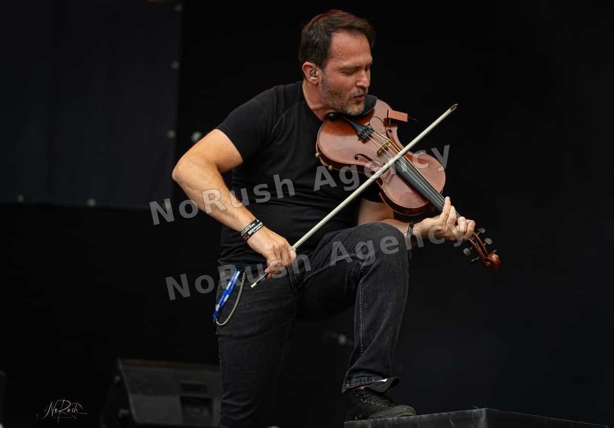 Rauhbein live in Halle, Foto 29 von Stephan Sieger