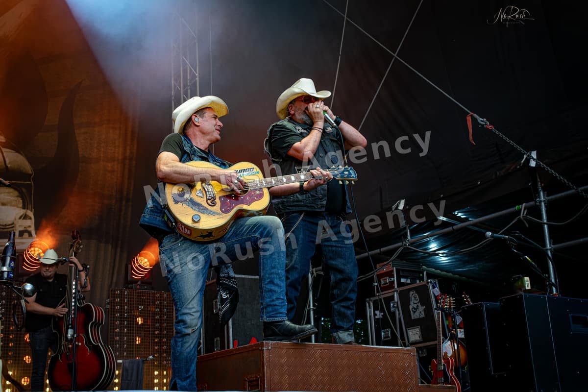 The BossHoss live in Königstein, Foto 26 von Stephan Sieger
