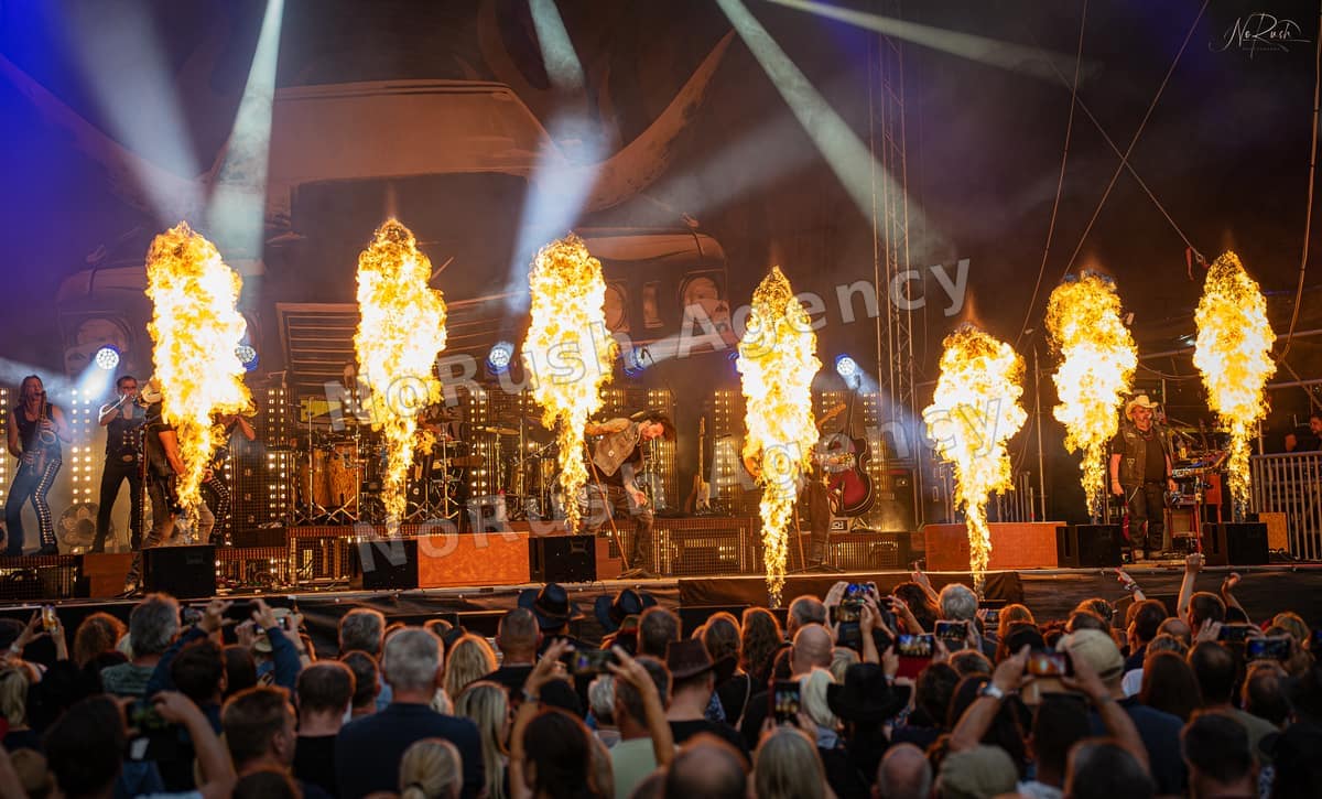The BossHoss live in Königstein, Foto 51 von Stephan Sieger