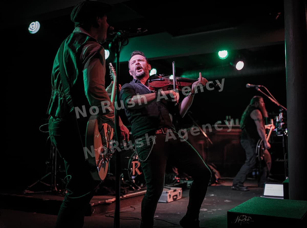 Rauhbein live in Dresden, Foto 25 von Stephan Sieger