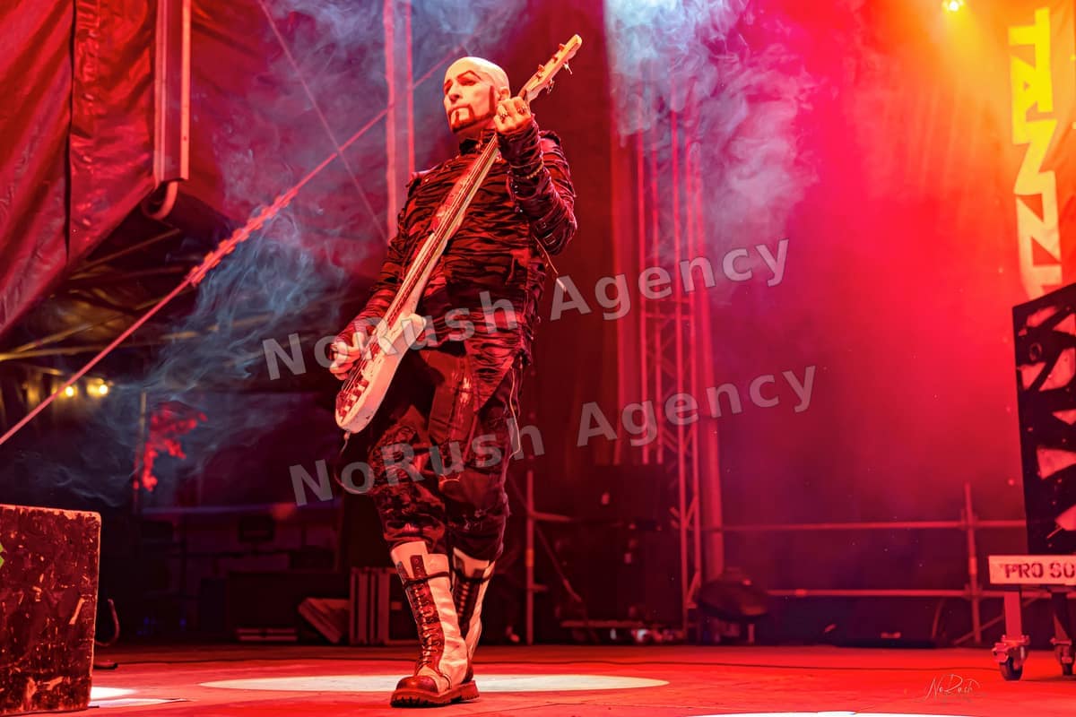 Tanzwut live in Merseburg, Foto 16 von Stephan Sieger