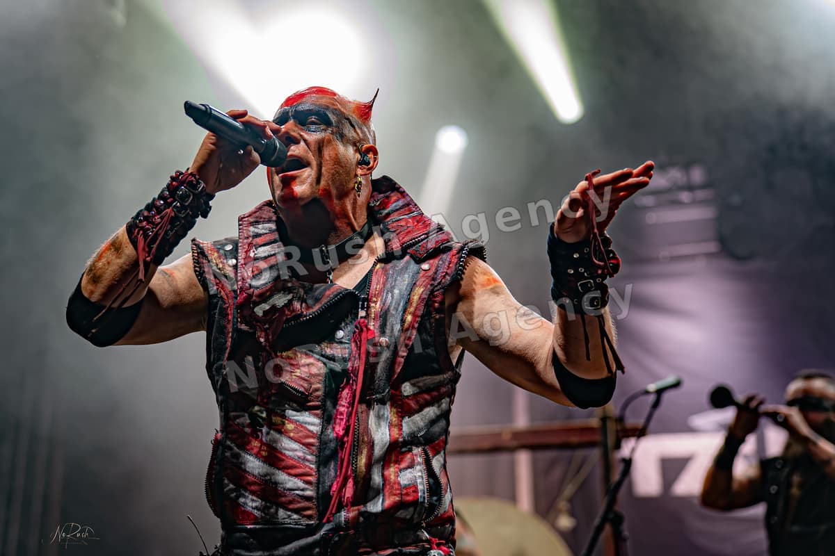 Tanzwut live in Merseburg, Foto 19 von Stephan Sieger