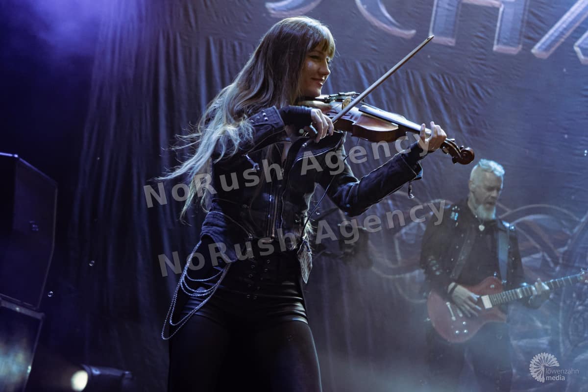 Schandmaul live in Gelsenkirchen, Foto 8 von Jan Haller